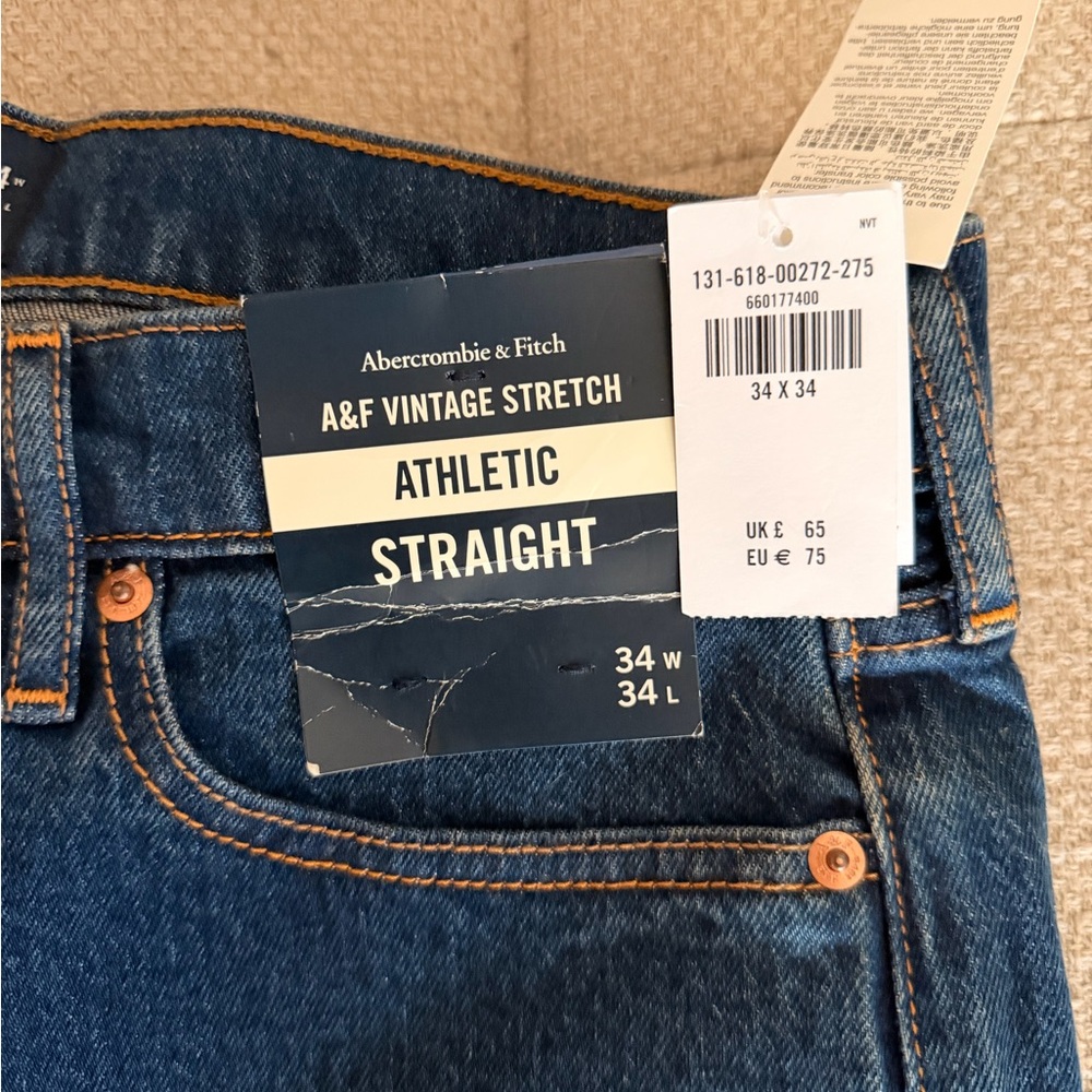 Abercrombie & Fitch Vintage Stretch Jeans in Blue - Picture 2 of 3